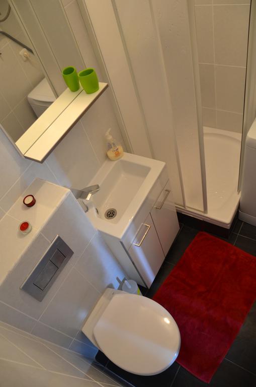 Ferienwohnung Apartman Medit Vir Exterior foto